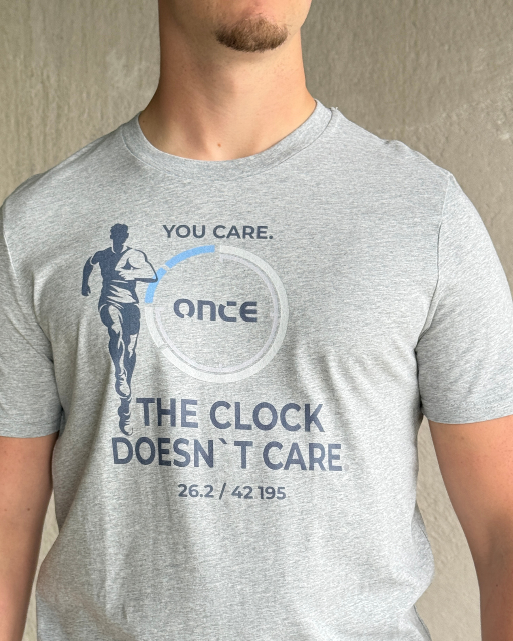 THE CLOCK DOESN’T CARE – Organic Cotton T-Shirt